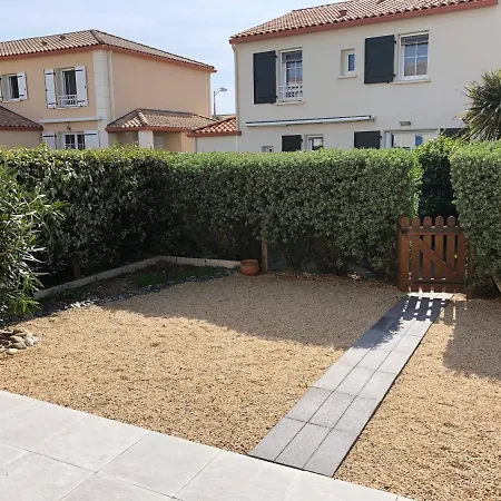 Maison Familiale 3 Avec Jardin, Piscine Commune, A 150m De La - - Fr-1-231-146 Holiday home *