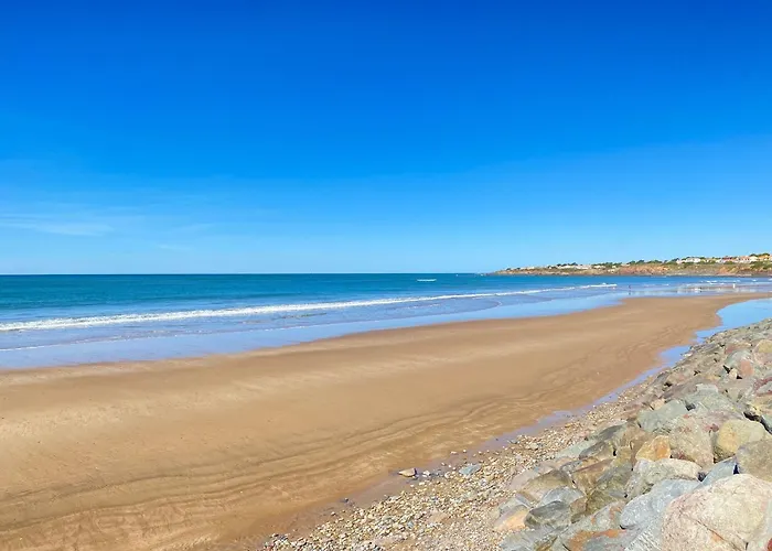 Maison Familiale 3 Avec Jardin, Piscine Commune, A 150m De La - - Fr-1-231-146 *