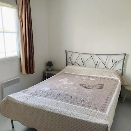 Maison Familiale 3 Avec Jardin, Piscine Commune, A 150m De La - - Fr-1-231-146 * Бретиньоль-сюр-Мер