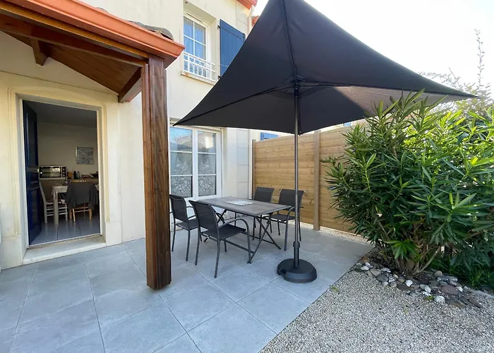 度假居 Maison Familiale 3 Avec Jardin, Piscine Commune, A 150m De La - - Fr-1-231-146